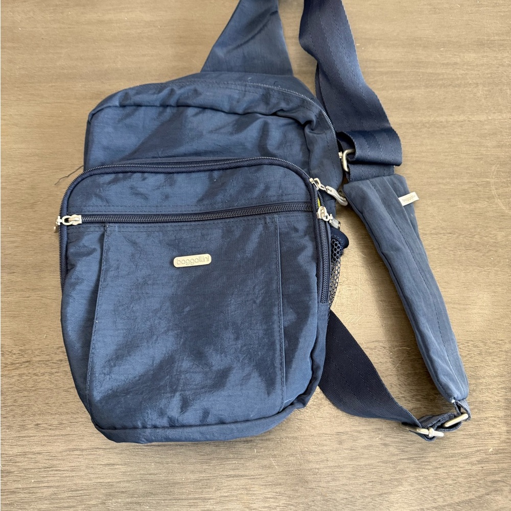 Baggallini Dark Blue Messenger Bag